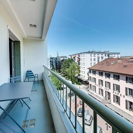 Allure - 2 Bedroom Apartment With Balcony In The Centre Of Annecy Exterior photo